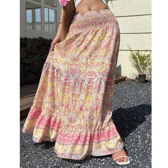 Boho Paisley Print Stretchy High Waisted Ruffle Hem Maxi Skirt - Picture 1 of 4